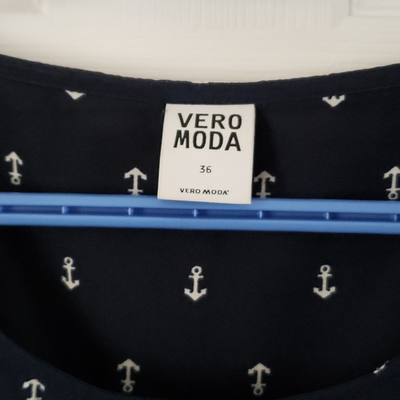 Vero Moda anchor Dress with flutter sleeves NWOT - Picture 5 of 6